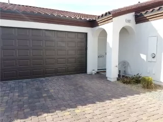 Photo #1: 2167721 Listing 