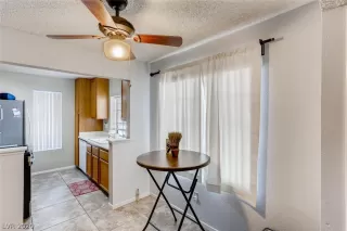 Photo #4: 2167726 Listing