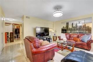 Photo #3: 2167753 Listing 