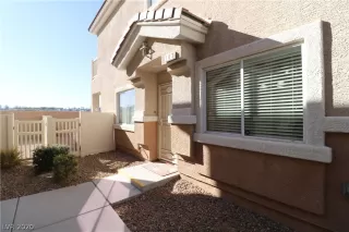 Photo #1: 2167774 Listing