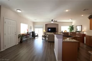 Photo #3: 2167774 Listing