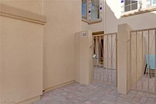 Photo #1: 2167796 Listing 