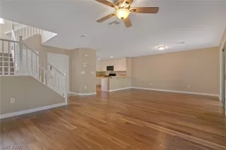 Photo #4: 2167796 Listing 