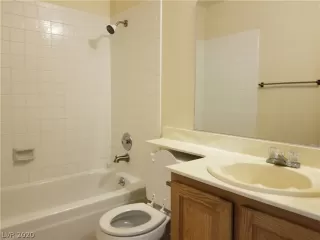 Photo #2: 2167864 Listing 