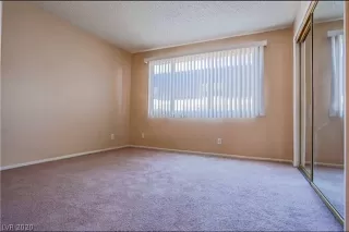 Photo #4: 2167866 Listing