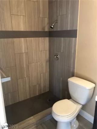 Photo #6: 2167866 Listing