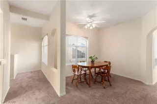 Photo #4: 2167919 Listing 