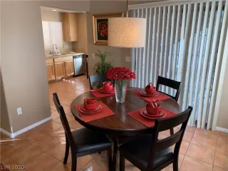 Photo #6: 2167920 Listing