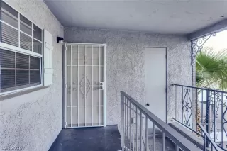 Photo #2: 2167938 Listing 