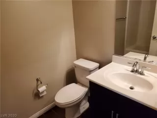 Photo #6: 2167941 Listing 