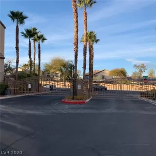 Photo #2: 2167957 Listing 