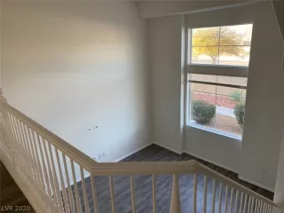 Photo #6: 2167957 Listing 