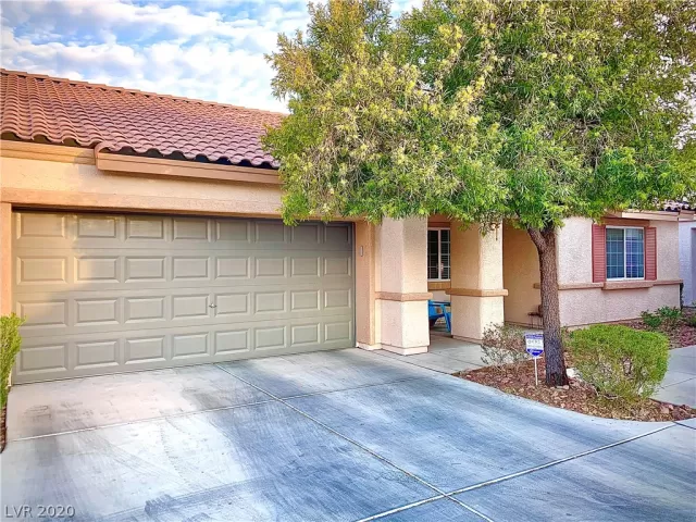 MLS: 2167958 Condo For Sale