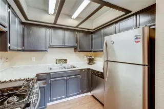 Photo #4: 2168036 Listing