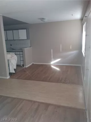 Photo #3: 2168054 Listing 