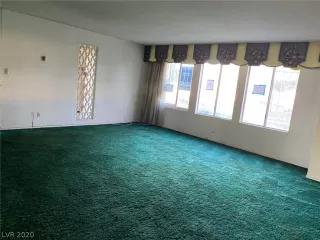 Photo #6: 2168101 Listing