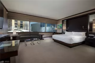 Photo #3: 2168127 Listing