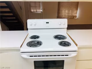 Photo #4: 2168148 Listing