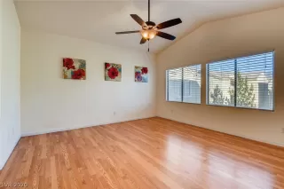 Photo #5: 2168261 Listing