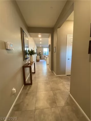 Photo #1: 2168304 Listing 