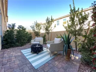 Photo #3: 2168304 Listing 