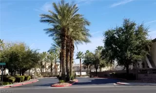 Photo #2: 2168341 Listing