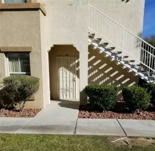 Photo #5: 2168341 Listing