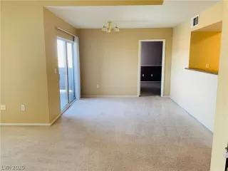 Photo #4: 2168368 Listing 