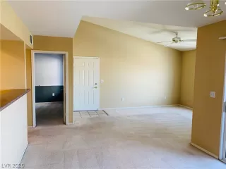 Photo #6: 2168368 Listing 