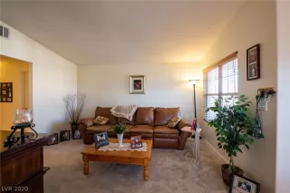 Photo #3: 2168369 Listing