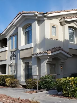 Photo #1: 2168404 Listing 