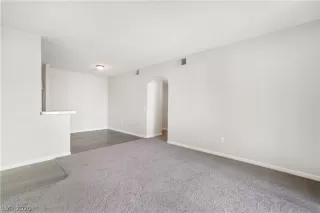 Photo #1: 2168415 Listing