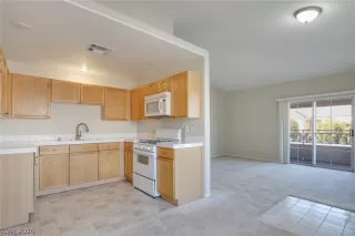 Photo #4: 2168456 Listing