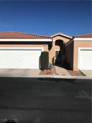 Photo #4: 2168511 Listing 