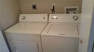 Photo #4: 2168516 Listing 