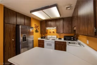 Photo #2: 2168524 Listing