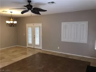 Photo #4: 2168561 Listing