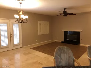 Photo #5: 2168561 Listing