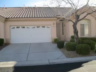 Photo #1: 2168633 Listing