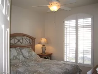 Photo #4: 2168633 Listing