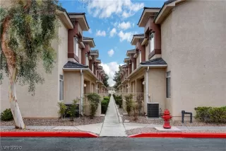 Photo #1: 2168673 Listing 