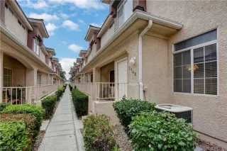 Photo #2: 2168673 Listing 