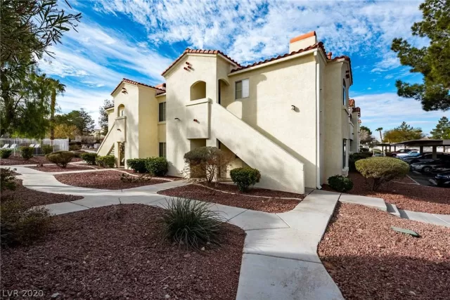 MLS: 2168703 Condo For Sale