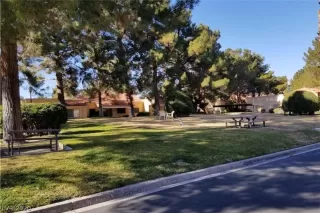 Photo #1: 2168761 Listing