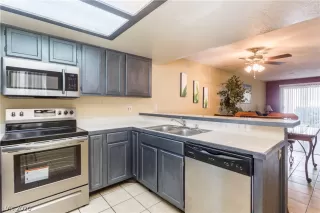 Photo #2: 2168848 Listing 