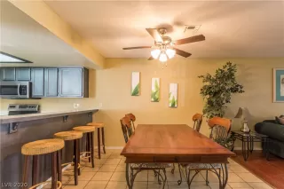 Photo #3: 2168848 Listing 