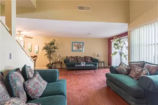 Photo #6: 2168848 Listing 