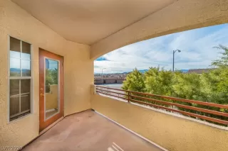 Photo #3: 2168921 Listing 