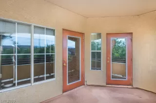 Photo #4: 2168921 Listing 