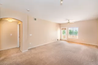 Photo #6: 2168921 Listing 